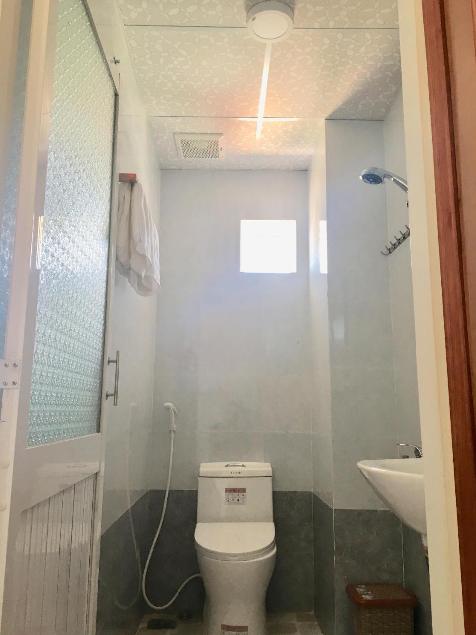 Trieu Hoang Hotel Quy Nhon Buitenkant foto